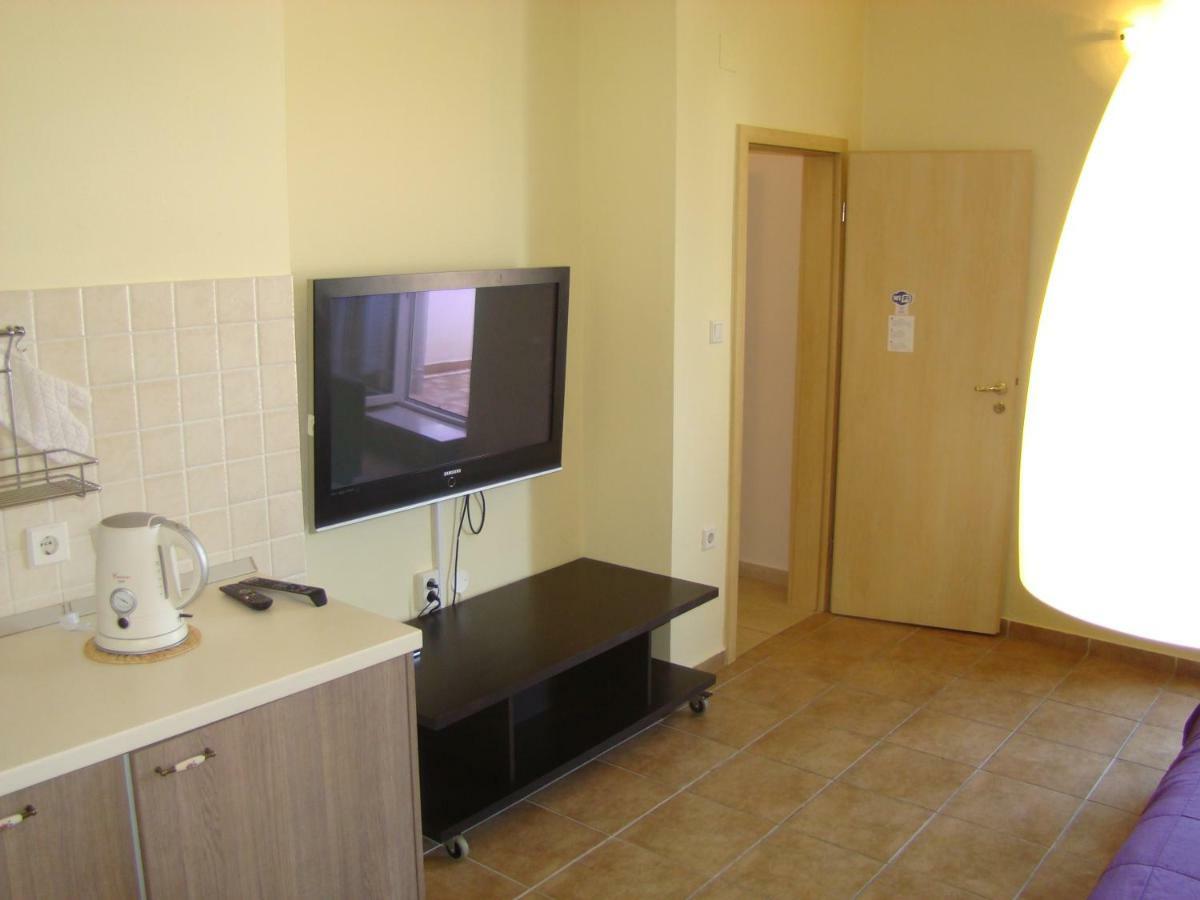 Apartments Ada Tučepi Zewnętrze zdjęcie