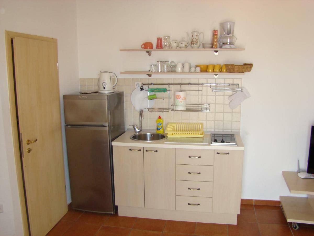 Apartments Ada Tučepi Zewnętrze zdjęcie