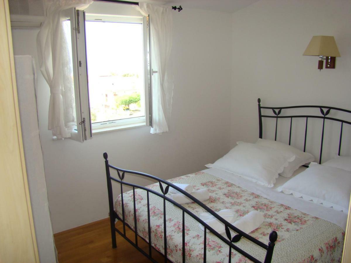Apartments Ada Tučepi Zewnętrze zdjęcie